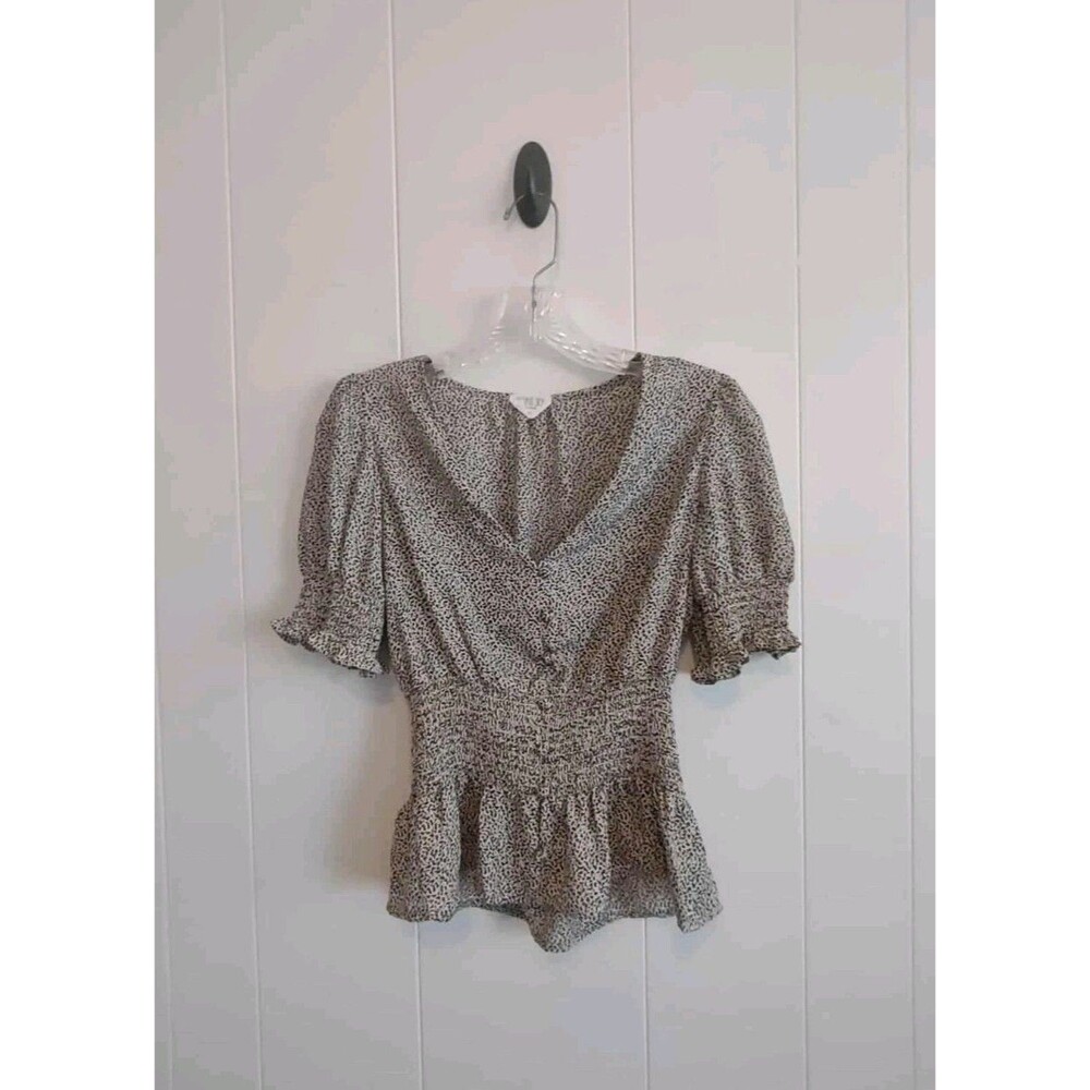Sienna Sky | White & Black Pattern Elastic Waist Fitted Button Blouse Size XS
